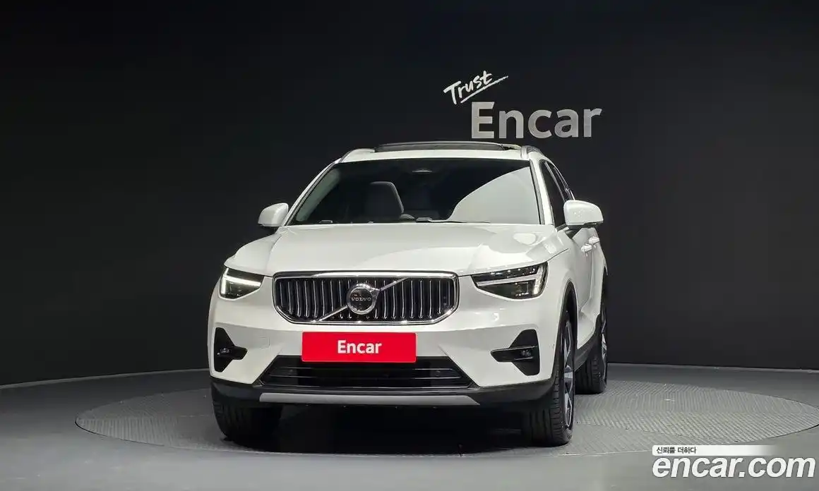 Volvo XC40 2025 2.0 гидро в Москве № 2057864, фото 3