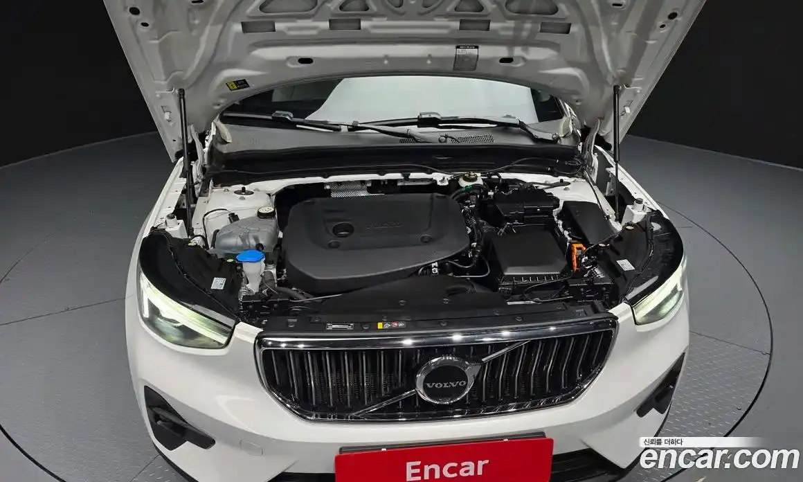 Volvo XC40 2025 2.0 гидро в Москве № 2057864, фото 6