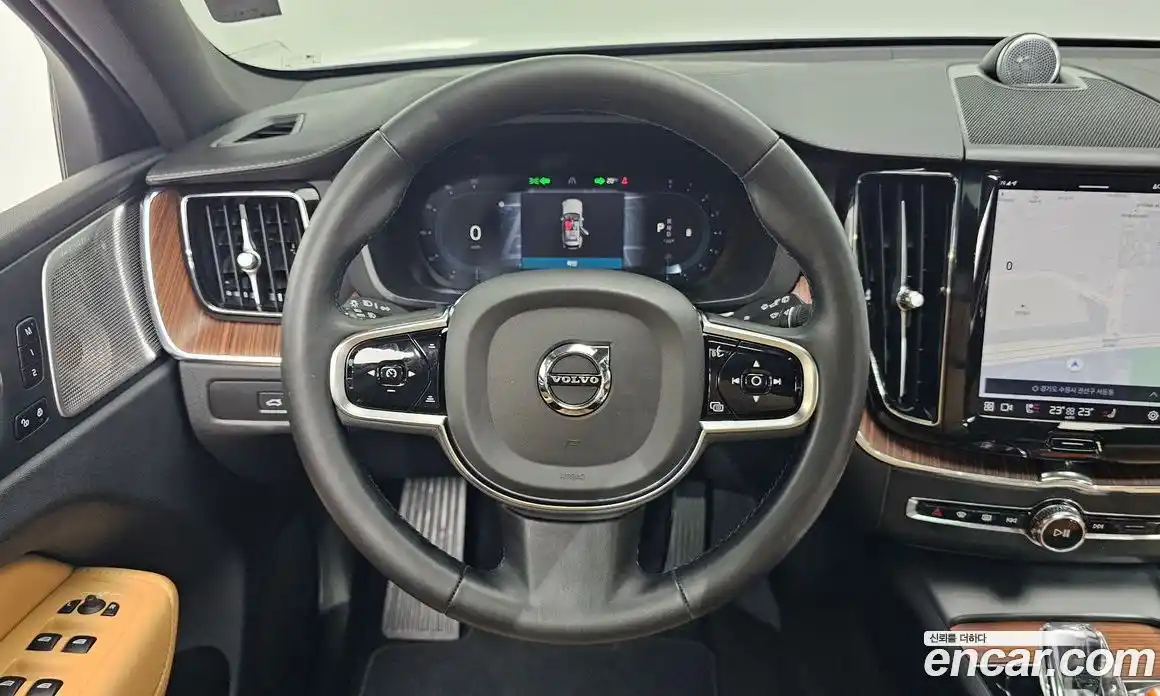 Volvo XC60 2023 2.0 гидро в Москве № 2057946, фото 20