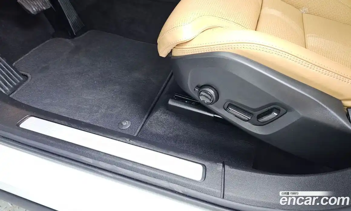 Volvo XC60 2023 2.0 гидро в Москве № 2057946, фото 31