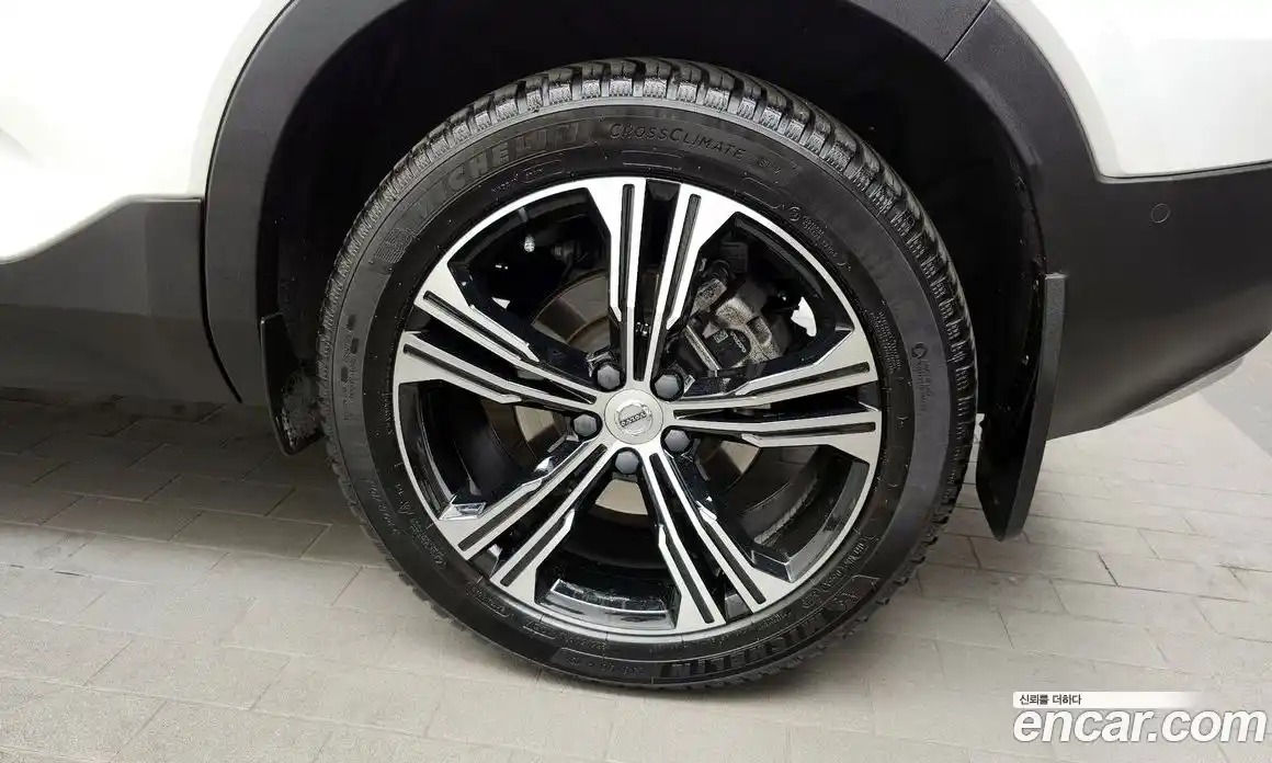 Volvo XC40 2021 2.0 гидро в Москве № 2057974, фото 7