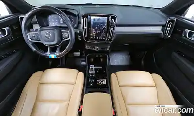 Volvo XC40 2021 2.0 гидро в Москве № 2057974, миниатюра 10