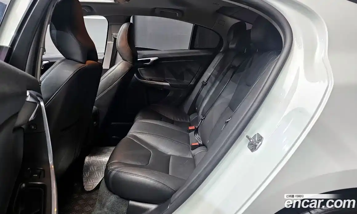 Volvo S60 2015 1.6 гидро в Москве № 2057996, фото 12