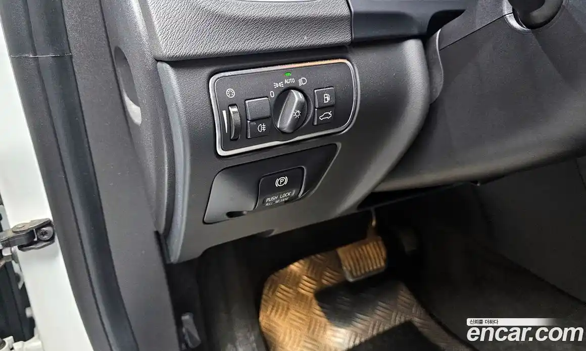 Volvo S60 2015 1.6 гидро в Москве № 2057996, фото 17