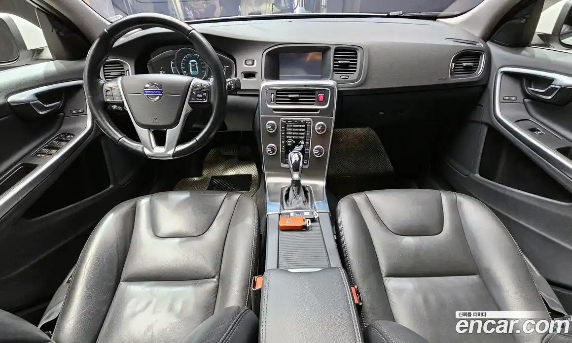 Volvo S60 2015 1.6 гидро в Москве № 2057996, фото 7