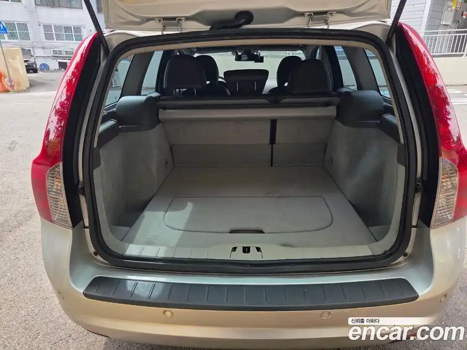 Volvo V50 2009 2.4 гидро в Москве № 2058180, фото 16