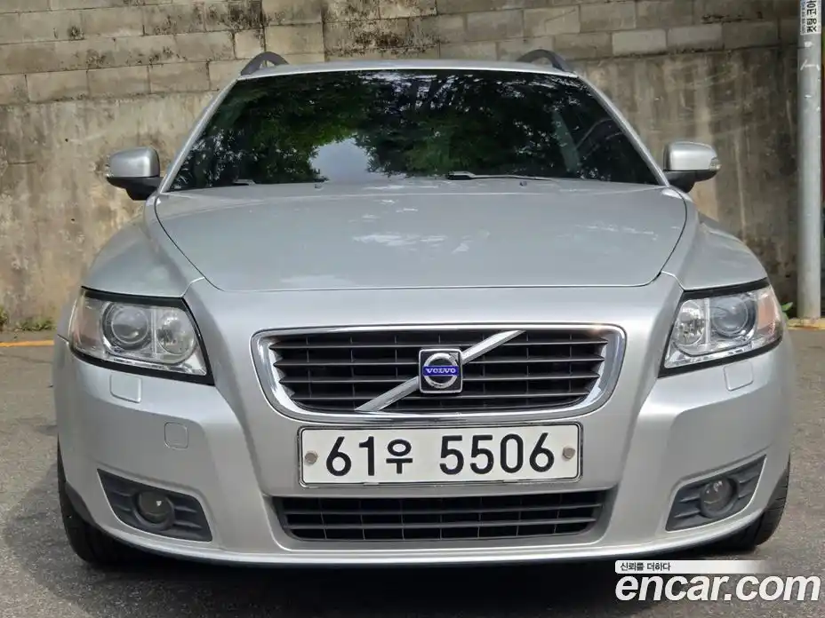 Volvo V50 2009 2.4 гидро в Москве № 2058180, фото 3