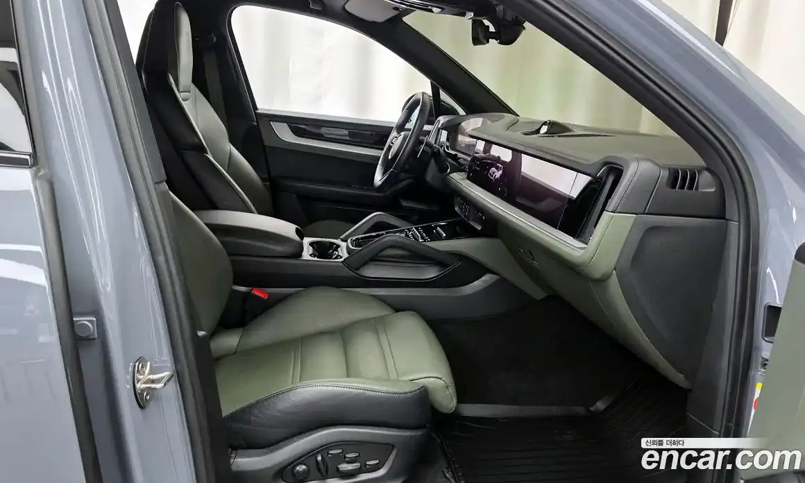 Porsche Cayenne 2023 3.0 гидро в Москве № 2058315, фото 17