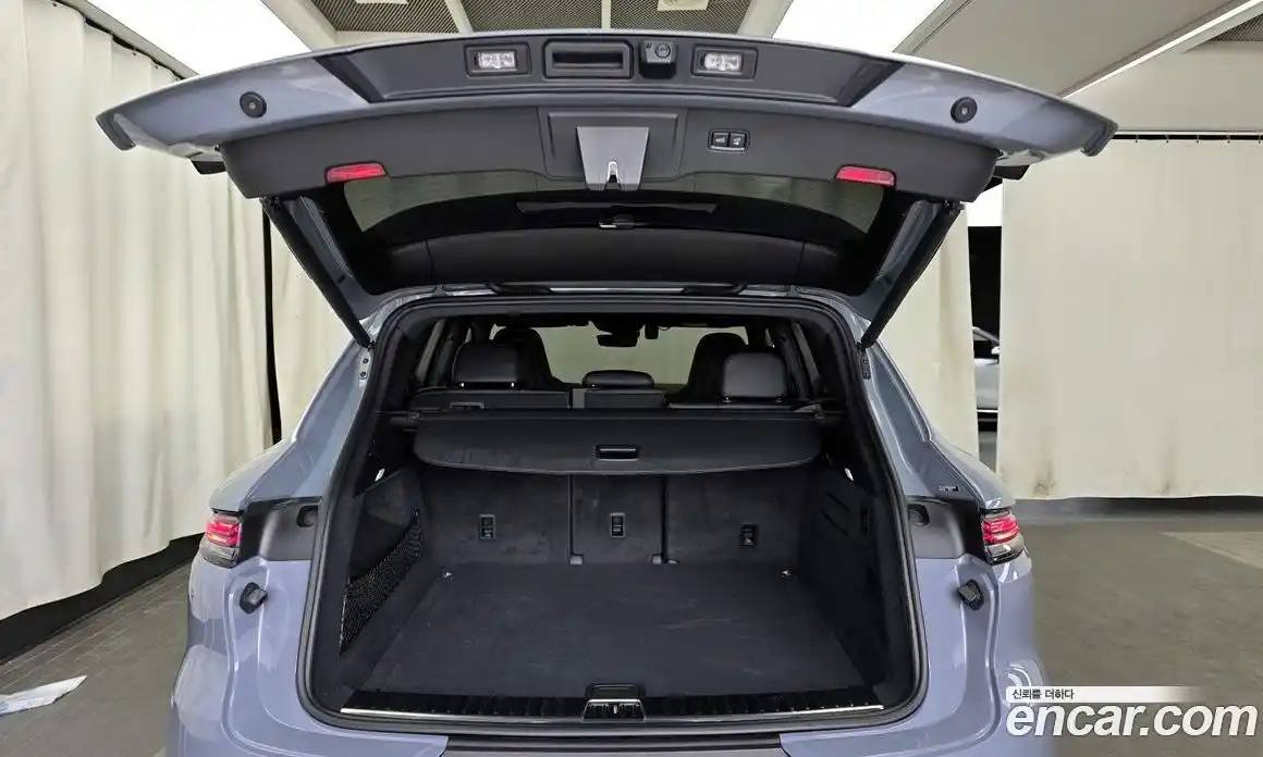 Porsche Cayenne 2023 3.0 гидро в Москве № 2058315, фото 26