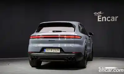 Porsche Cayenne 2023 3.0 гидро в Москве № 2058315, миниатюра 4