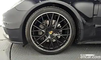Porsche Panamera 2018 3.0 гидро в Москве № 2058488, миниатюра 5