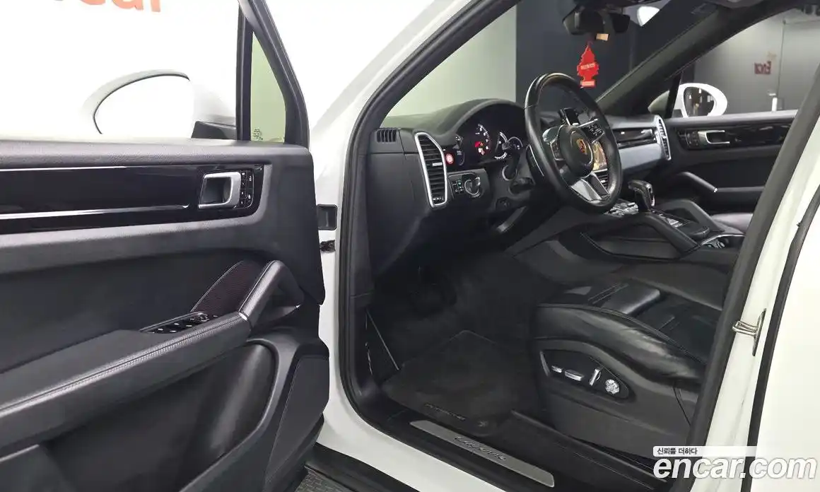 Porsche Cayenne 2019 3.0 гидро в Москве № 2058513, фото 10