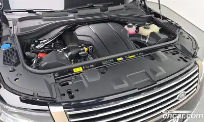 Land Rover Range-Rover 2025 4.4 гидро в Москве № 2058724, миниатюра 10