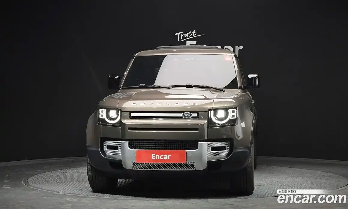 Land Rover Defender 2023 3.0 гидро в Москве № 2058776, фото 3