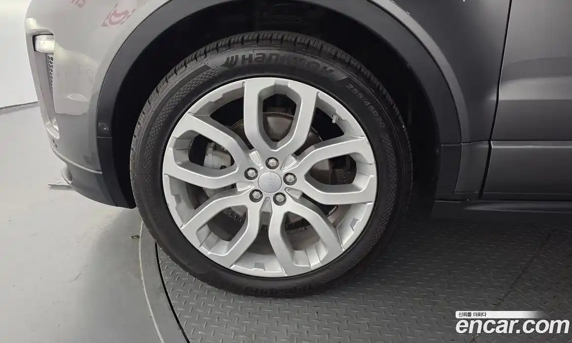 Land Rover Range-Rover Evoque 2019 2.0 гидро в Москве № 2058978, фото 5
