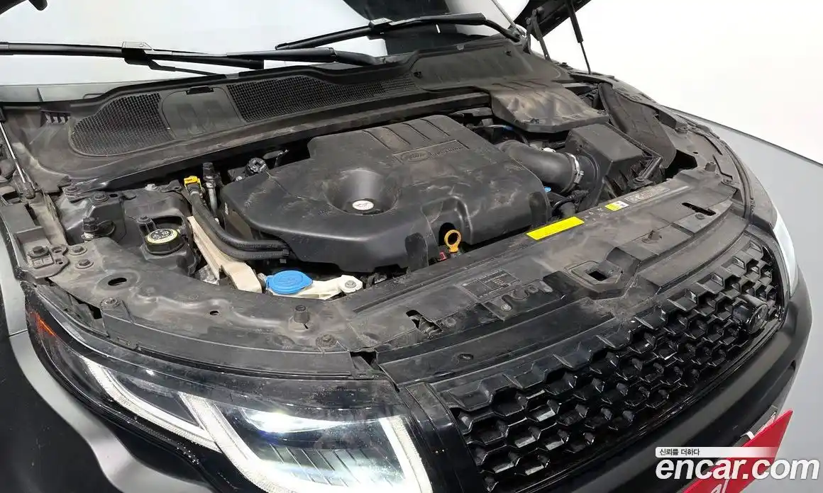 Land Rover Range-Rover Evoque 2017 2.0 гидро в Москве № 2058985, фото 6