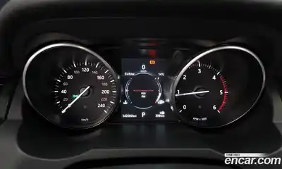 Land Rover Range-Rover Evoque 2017 2.0 гидро в Москве № 2058985, миниатюра 8