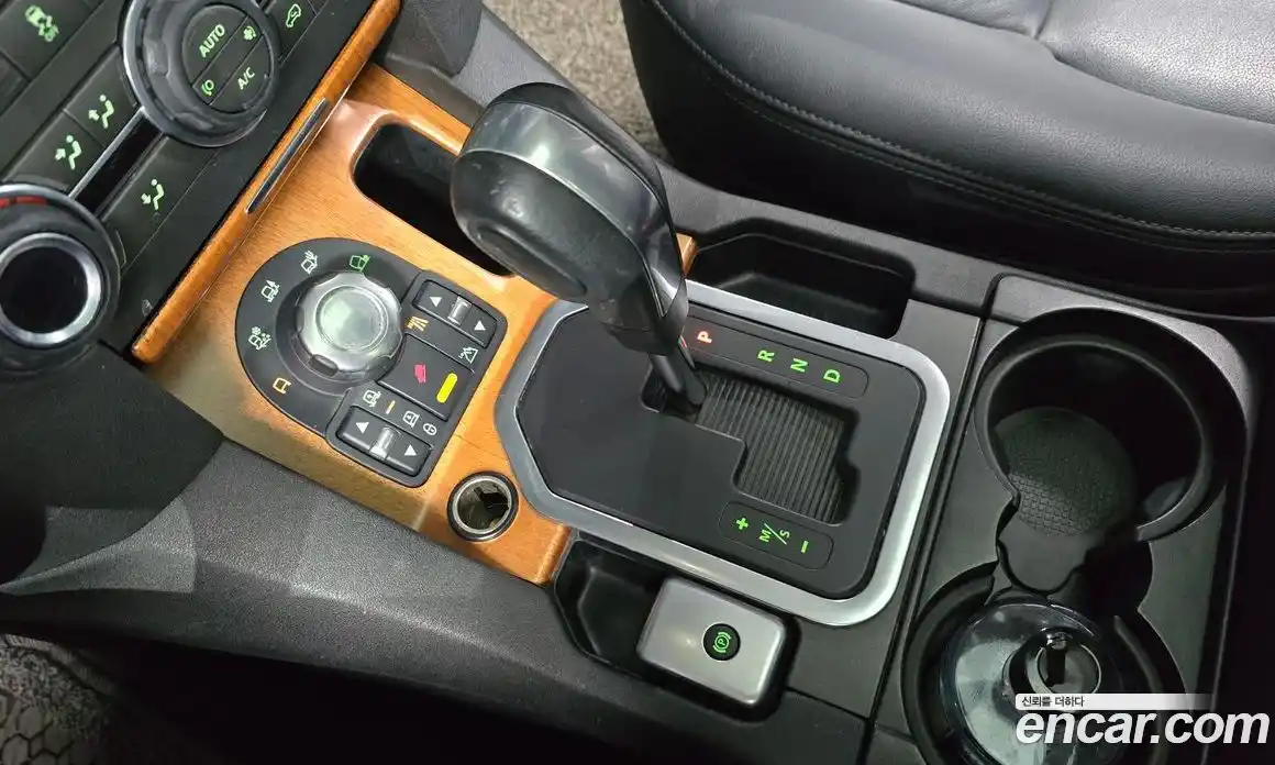 Land Rover Discovery 2011 3.0 гидро в Москве № 2059064, фото 9