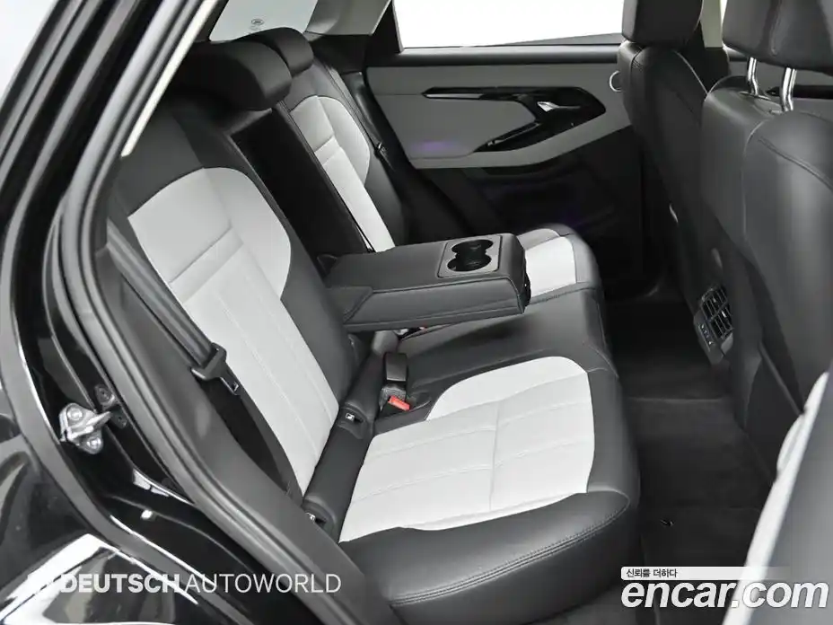 Land Rover Range-Rover Evoque 2025 2.0 гидро в Москве № 2059080, фото 12