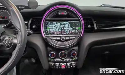 Mini Cooper 2019 2.0 гидро в Москве № 2059469, миниатюра 12