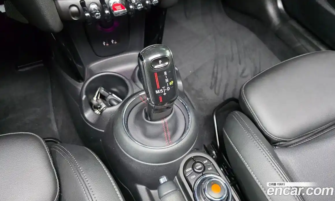 Mini Cooper 2019 2.0 гидро в Москве № 2059469, фото 9