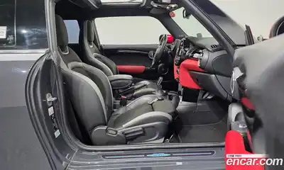 Mini Cooper 2020 2.0 гидро в Москве № 2059652, миниатюра 12