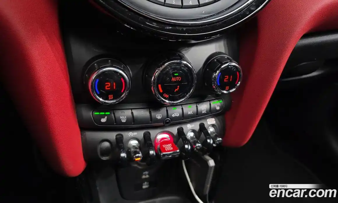 Mini Cooper 2020 2.0 гидро в Москве № 2059652, фото 16