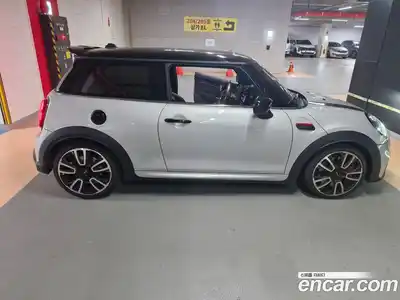 Mini Cooper 2022 2.0 гидро в Москве № 2059691, миниатюра 3