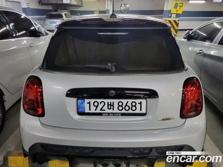 Mini Cooper 2022 2.0 гидро в Москве № 2059691, фото 4