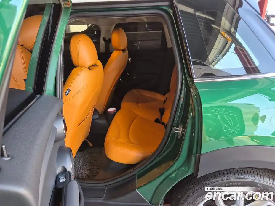 Mini Cooper 2021 1.5 гидро в Москве № 2059697, фото 11