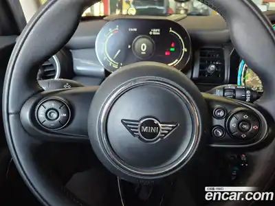 Mini Cooper 2021 1.5 гидро в Москве № 2059697, миниатюра 6