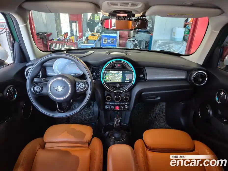 Mini Cooper 2021 1.5 гидро в Москве № 2059697, фото 7