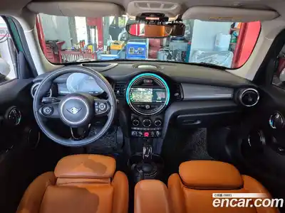 Mini Cooper 2021 1.5 гидро в Москве № 2059697, миниатюра 7