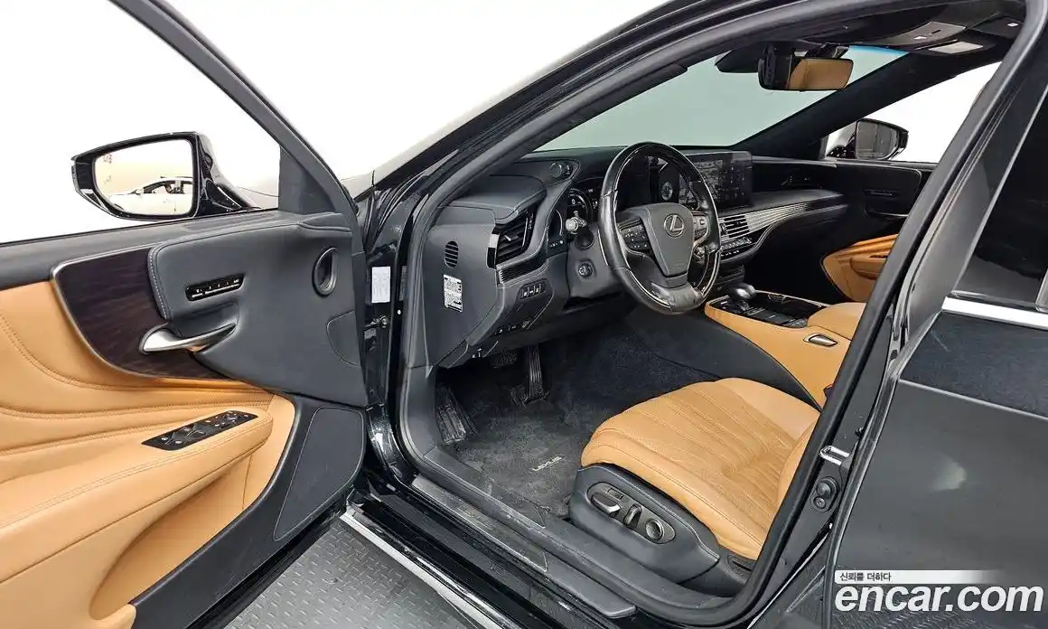 Lexus LS 2021 3.5 гидро в Москве № 2060120, фото 13