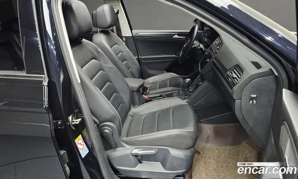 Volkswagen Tiguan 2020 2.0 гидро в Москве № 2060541, фото 12