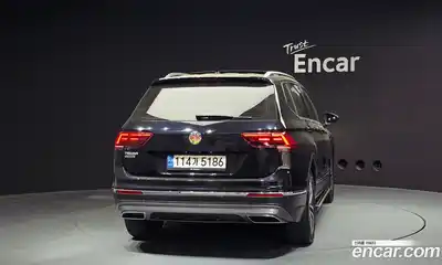 Volkswagen Tiguan 2020 2.0 гидро в Москве № 2060541, миниатюра 4