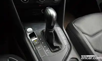Volkswagen Tiguan 2020 2.0 гидро в Москве № 2060541, миниатюра 9