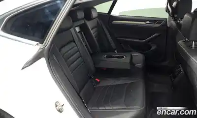 Volkswagen Arteon 2019 2.0 гидро в Москве № 2060618, миниатюра 11