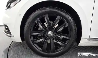 Volkswagen Arteon 2019 2.0 гидро в Москве № 2060618, миниатюра 5