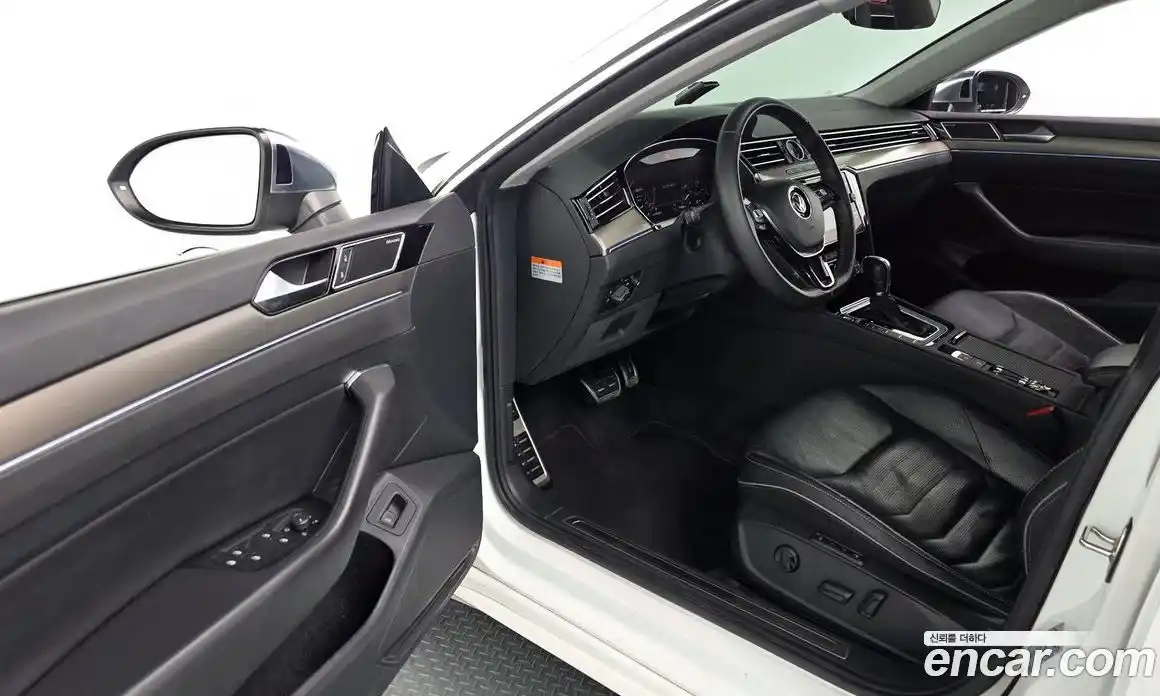 Volkswagen Arteon 2019 2.0 гидро в Москве № 2060618, фото 10