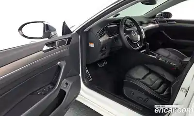 Volkswagen Arteon 2019 2.0 гидро в Москве № 2060618, миниатюра 10