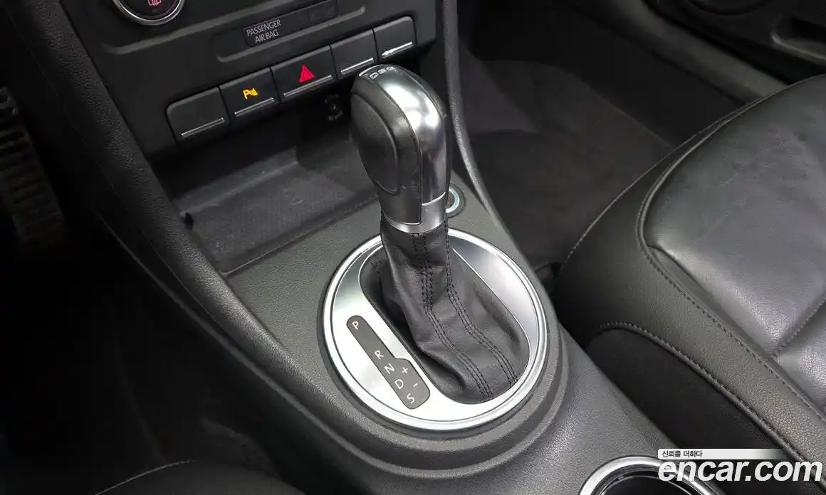 Volkswagen Beatle 2014 2.0 гидро в Москве № 2060635, фото 9