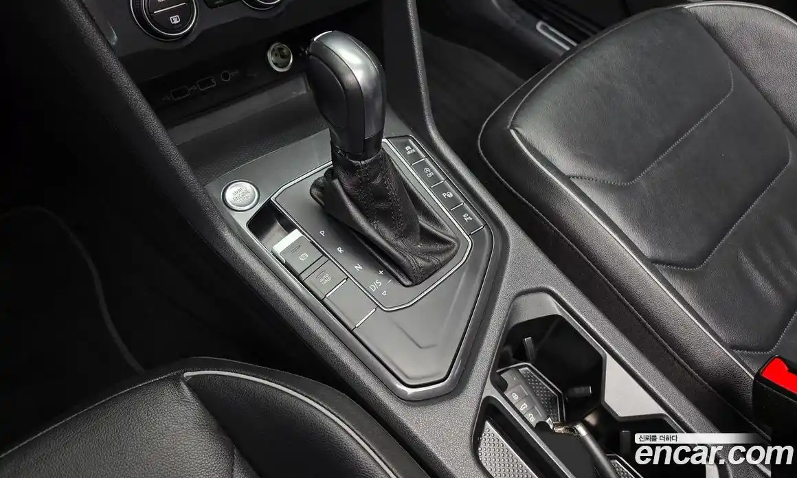 Volkswagen Tiguan 2020 2.0 гидро в Москве № 2060672, фото 12