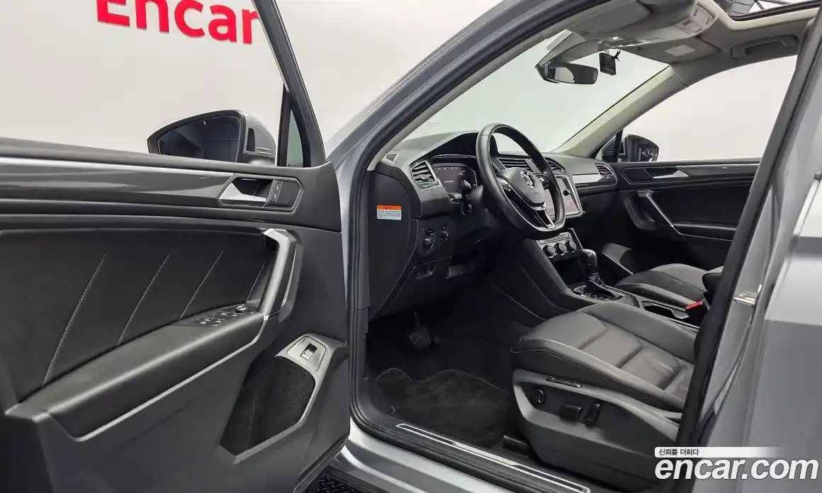 Volkswagen Tiguan 2020 2.0 гидро в Москве № 2060672, фото 13