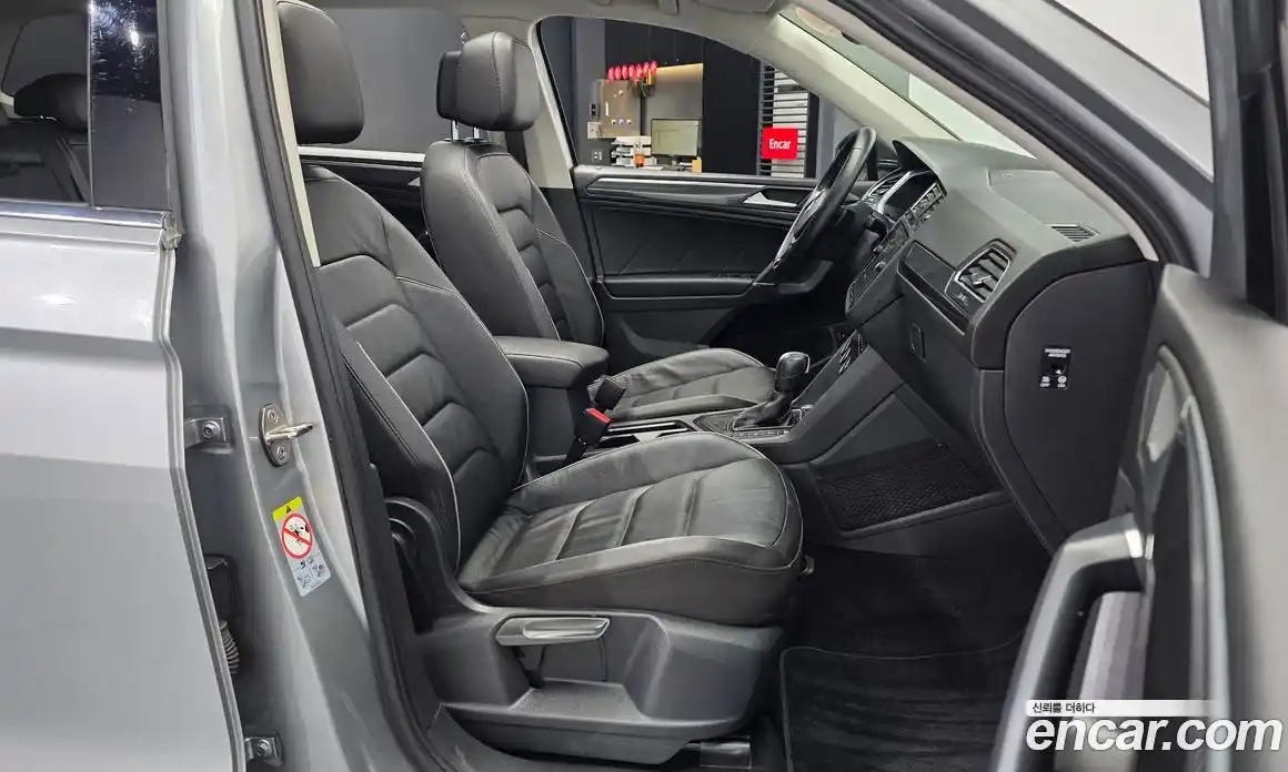 Volkswagen Tiguan 2020 2.0 гидро в Москве № 2060672, фото 17