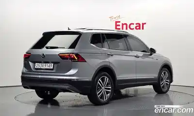 Volkswagen Tiguan 2020 2.0 гидро в Москве № 2060672, миниатюра 2
