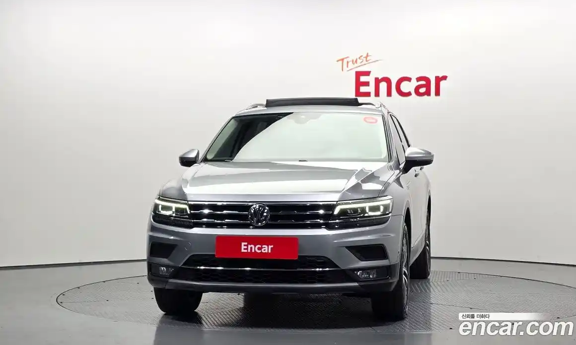 Volkswagen Tiguan 2020 2.0 гидро в Москве № 2060672, фото 3