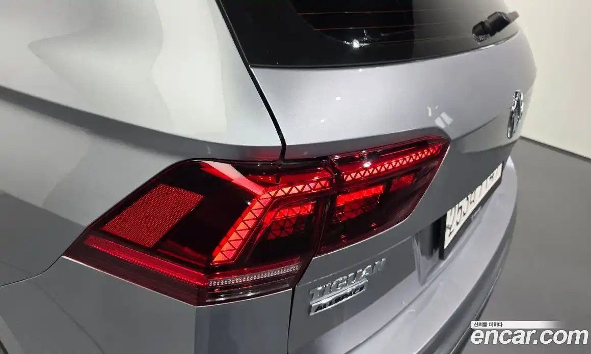 Volkswagen Tiguan 2020 2.0 гидро в Москве № 2060672, фото 9