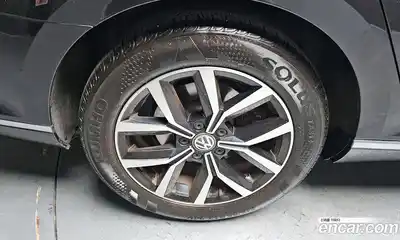 Volkswagen Passat 2018 2.0 гидро в Москве № 2060830, миниатюра 5