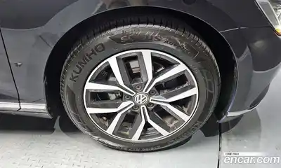 Volkswagen Passat 2018 2.0 гидро в Москве № 2060830, миниатюра 7